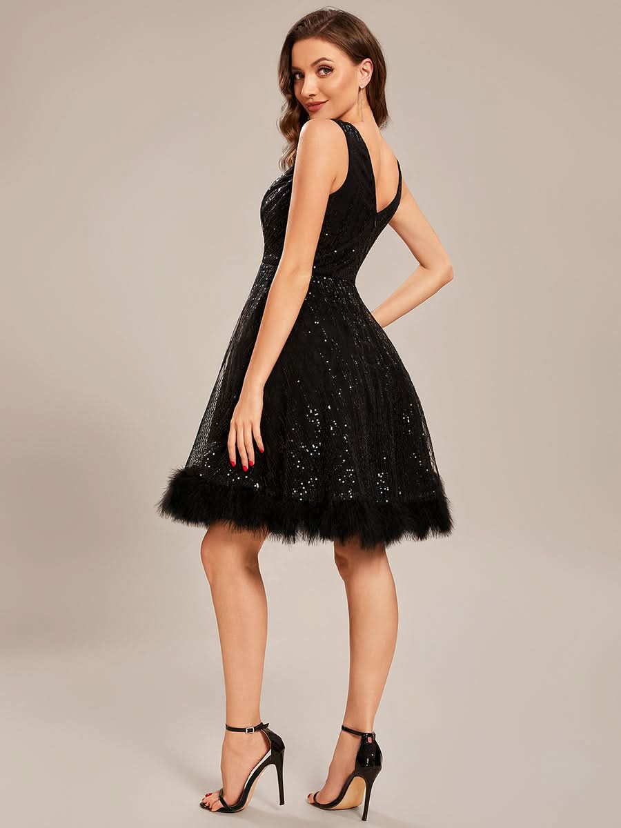 Größe Nach Maß V-Ausschnitt Pailletten Feder kurzes Ballkleid CS01686
