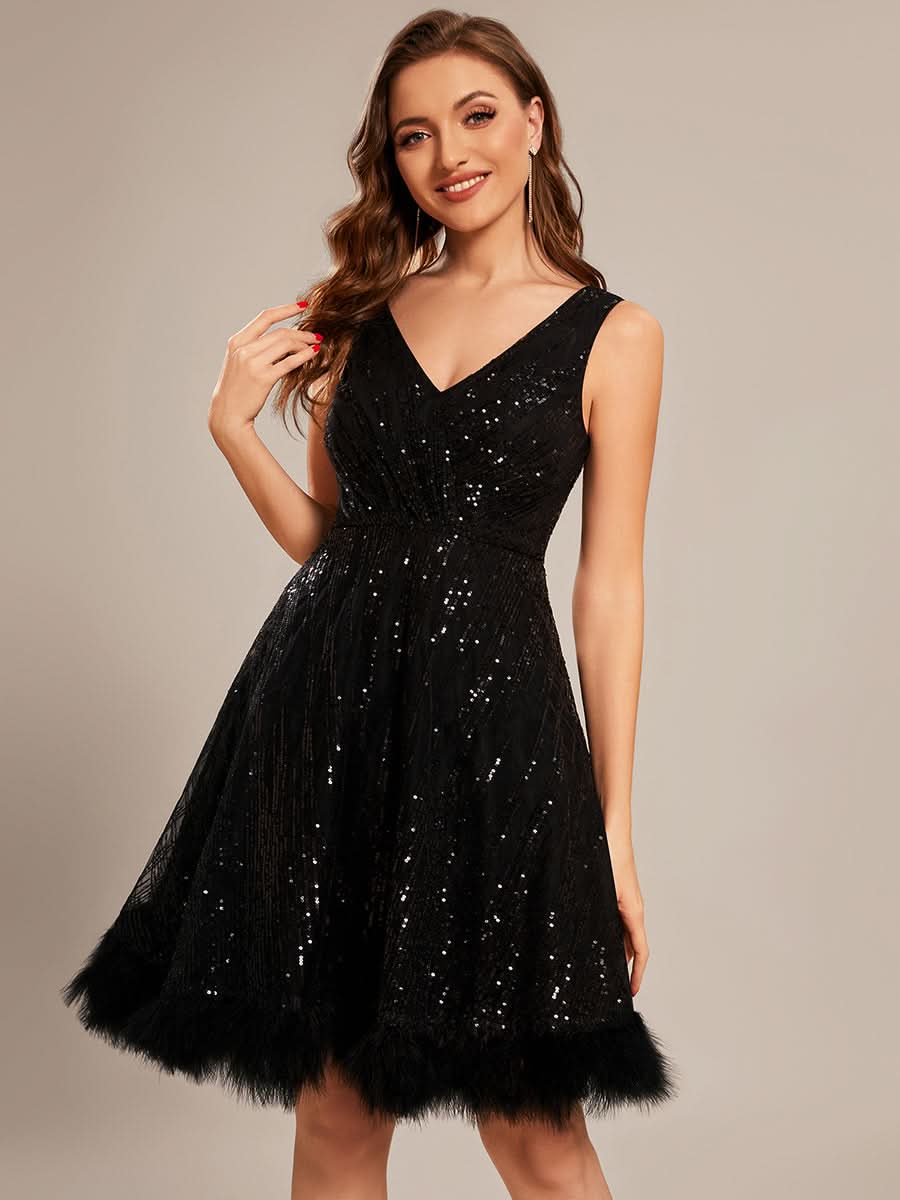 Größe Nach Maß V-Ausschnitt Pailletten Feder kurzes Ballkleid CS01686