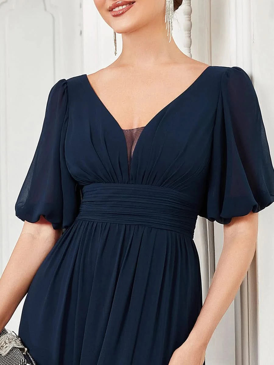 Größe Nach Maß Kurzärmliges Chiffon-Abendkleid mit V-Ausschnitt und Schlitz 01385