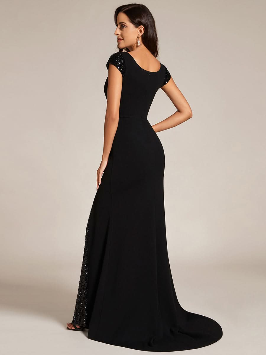 Größe Nach Maß Mode Abendkleid mit tiefem V-Trail und Pailletten EE01586