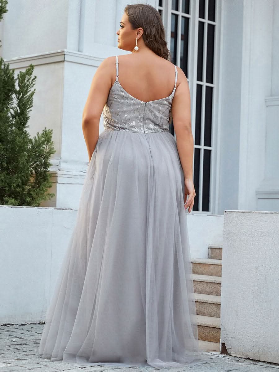 Größe Nach Maß Atemberaubendes Spaghetti-Träger V-Ausschnitt besticktes bodenlanges Abendkleid 50090