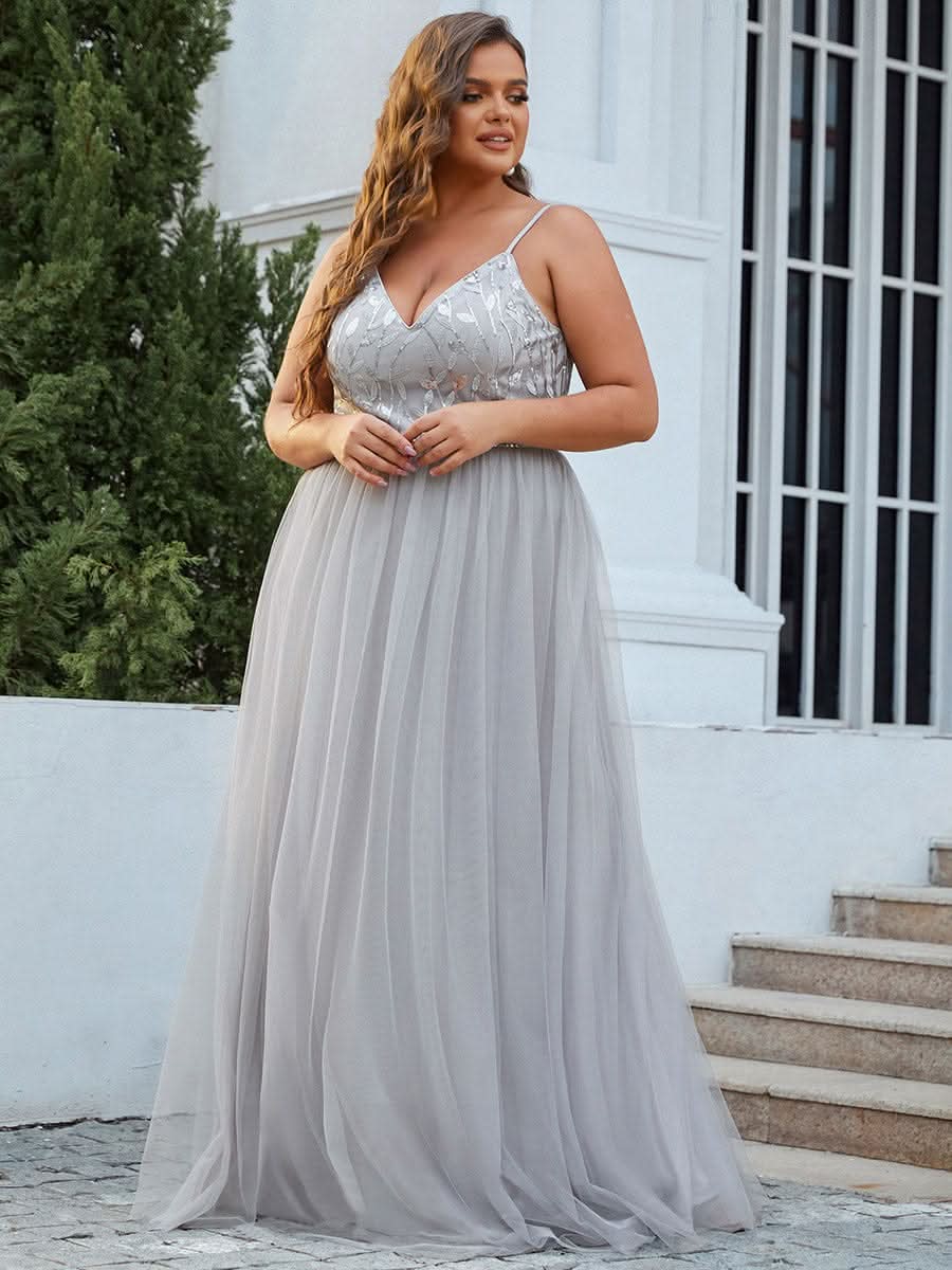 Größe Nach Maß Atemberaubendes Spaghetti-Träger V-Ausschnitt besticktes bodenlanges Abendkleid 50090