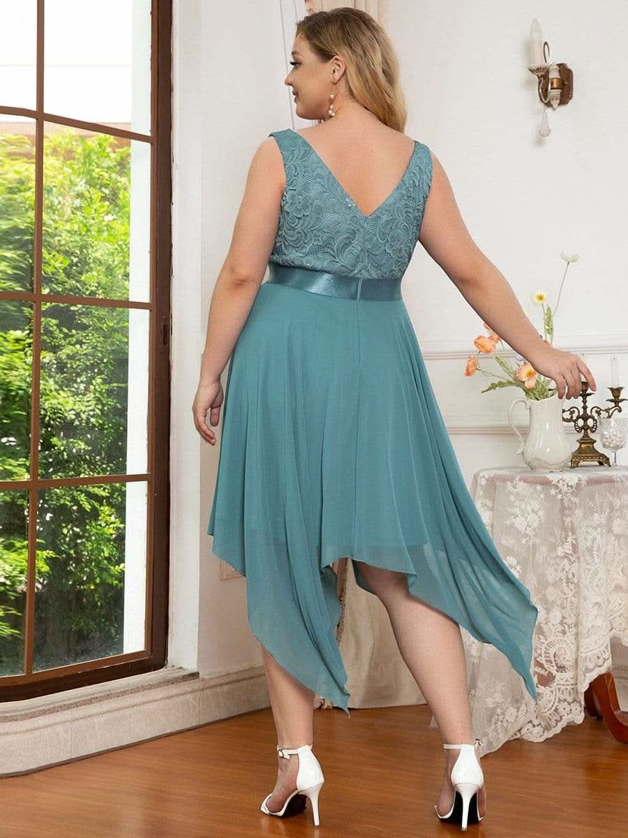 Plus Size V-Ausschnitt Chiffon Spitzenkleider Promkleider #farbe_Dusty Blau