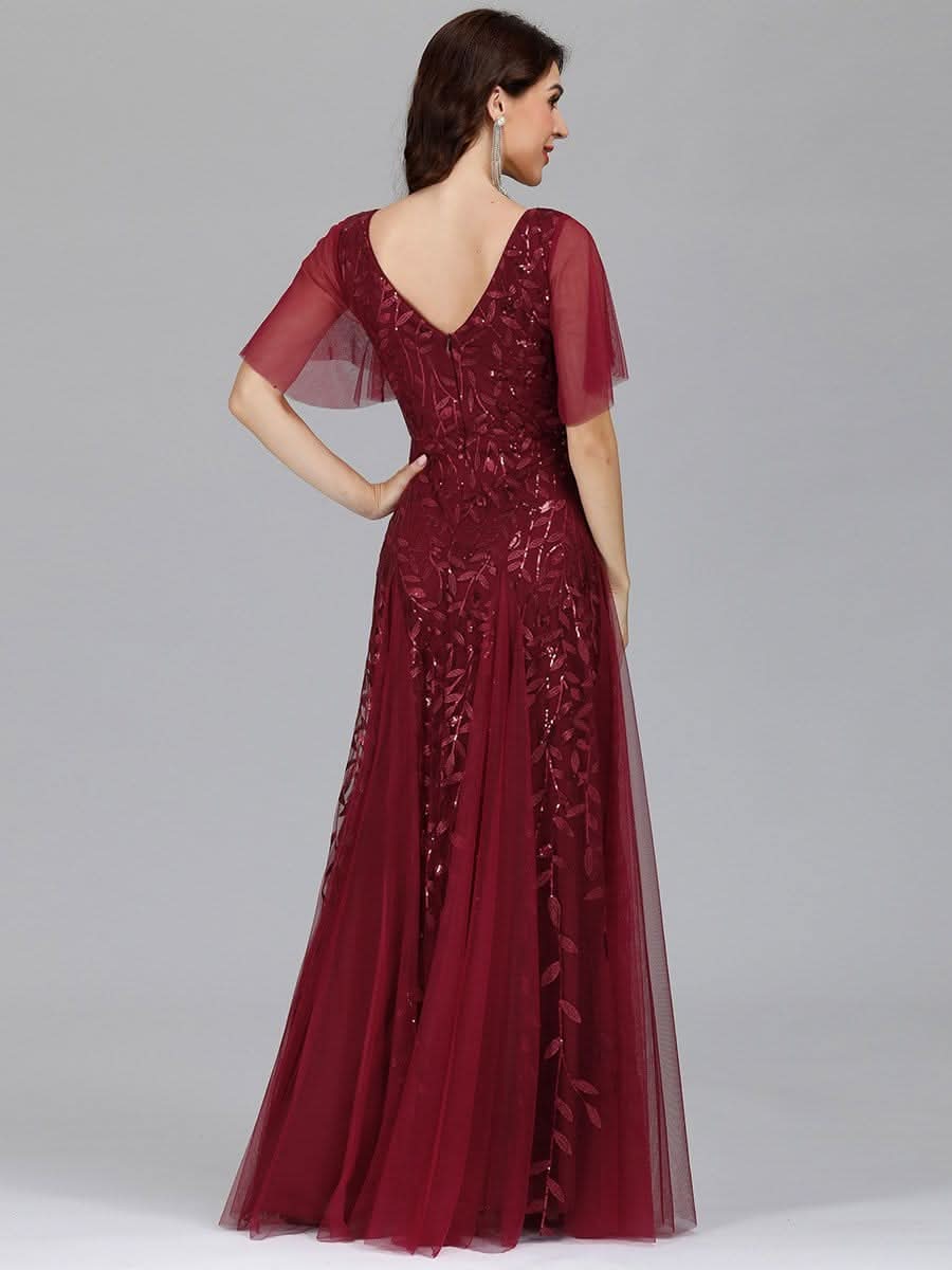 Robe D'invité De Mariage En Mousseline De Soie Mi-Longue Plissée à Manches à Volants Et Col En V  #farbe_Burgundy