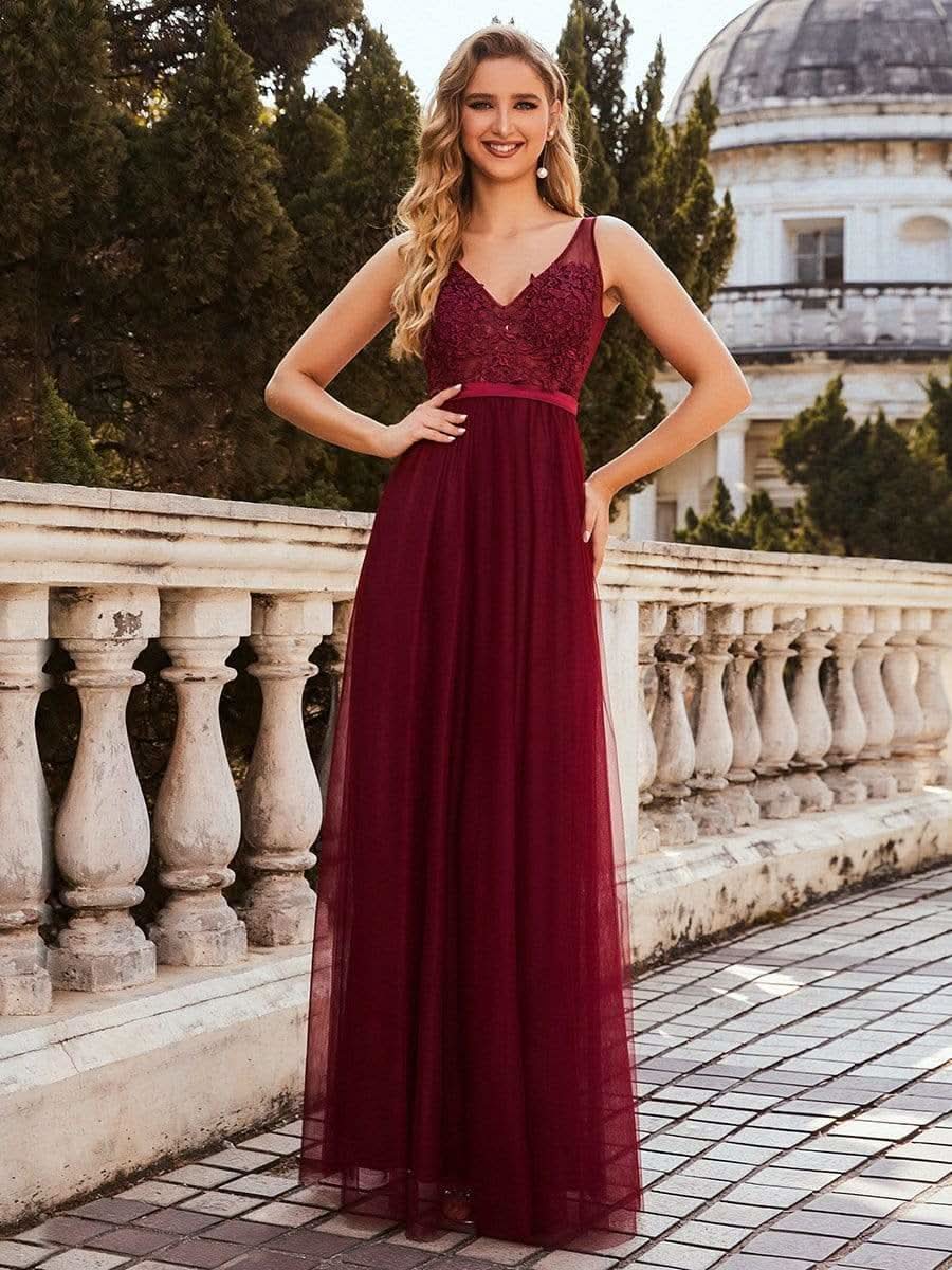 Color=Burgundy | Ever Pretty Frauen A-Line V-Ausschnitt Floral Lace Appliques Brautjungfernkleid 00930-Burgundy 1