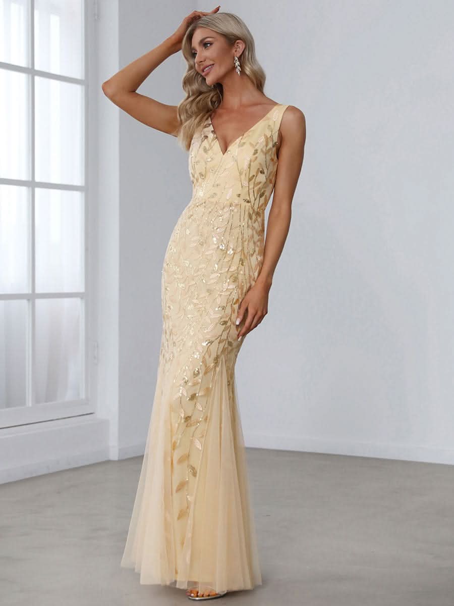 Aermelloses Abendkleid mit doppeltem V-Ausschnitt #Farbe_Gold