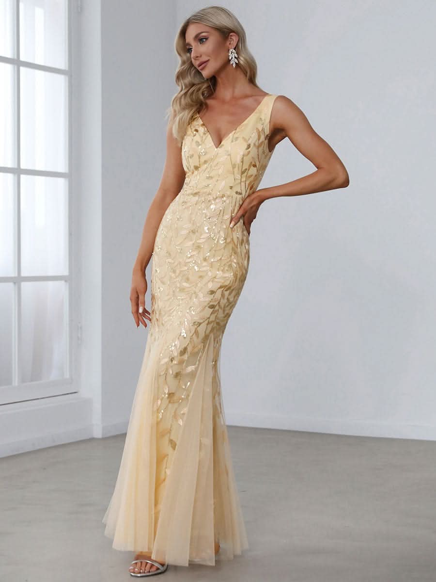 Aermelloses Abendkleid mit doppeltem V-Ausschnitt #Farbe_Gold