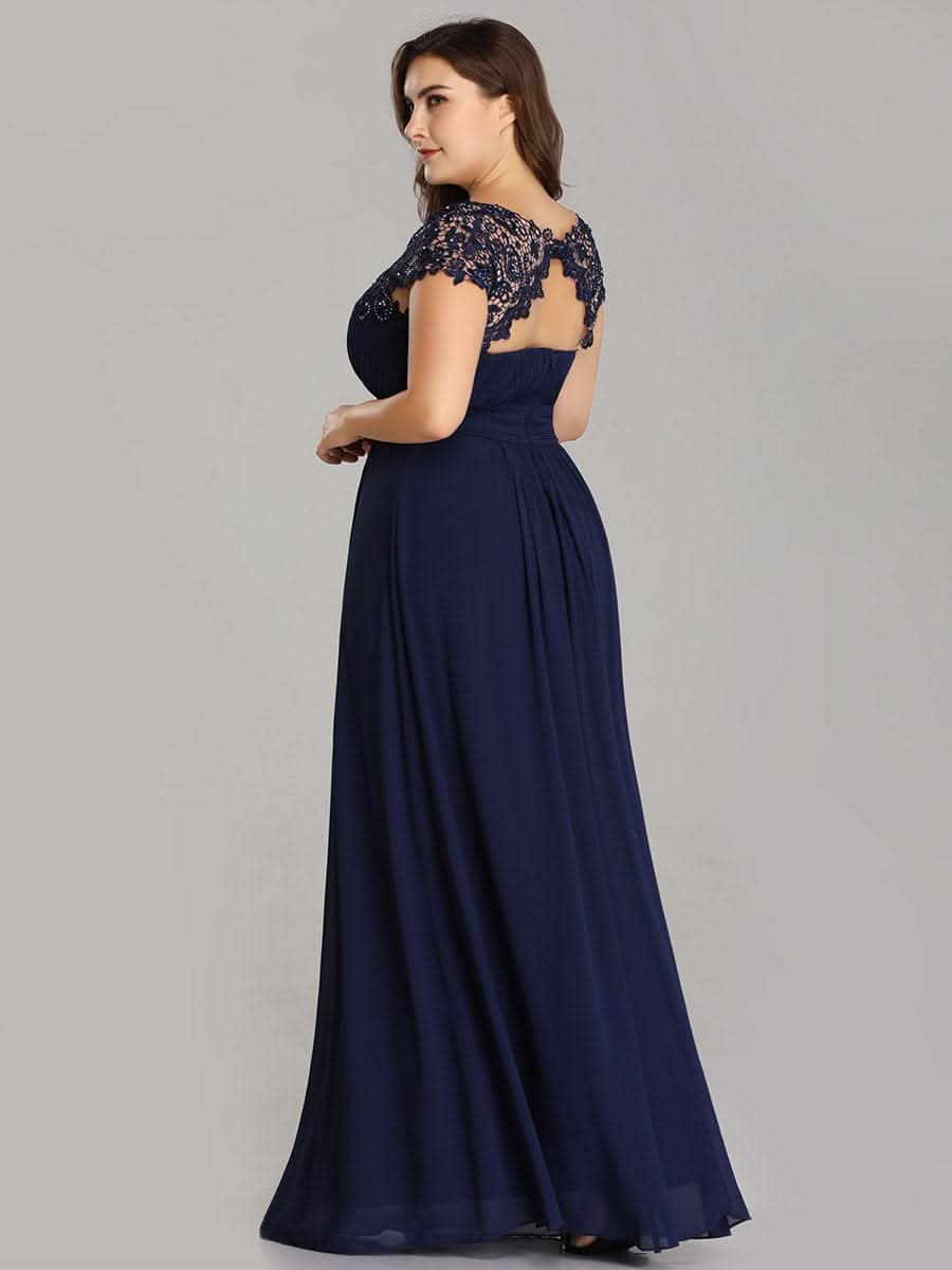 Elegantes Maxi-Brautjungfernkleid mit langen Spitzen und FlügelÄrmeln #Farbe_Navy Blau