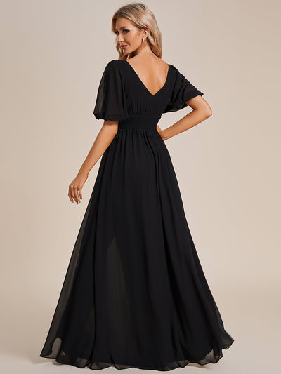 Bodenlanger V-Ausschnitt A-Linie Chiffon Kleid Mit Hohem Schlitz Und Falten Details Kleid #Farbe_Schwarz