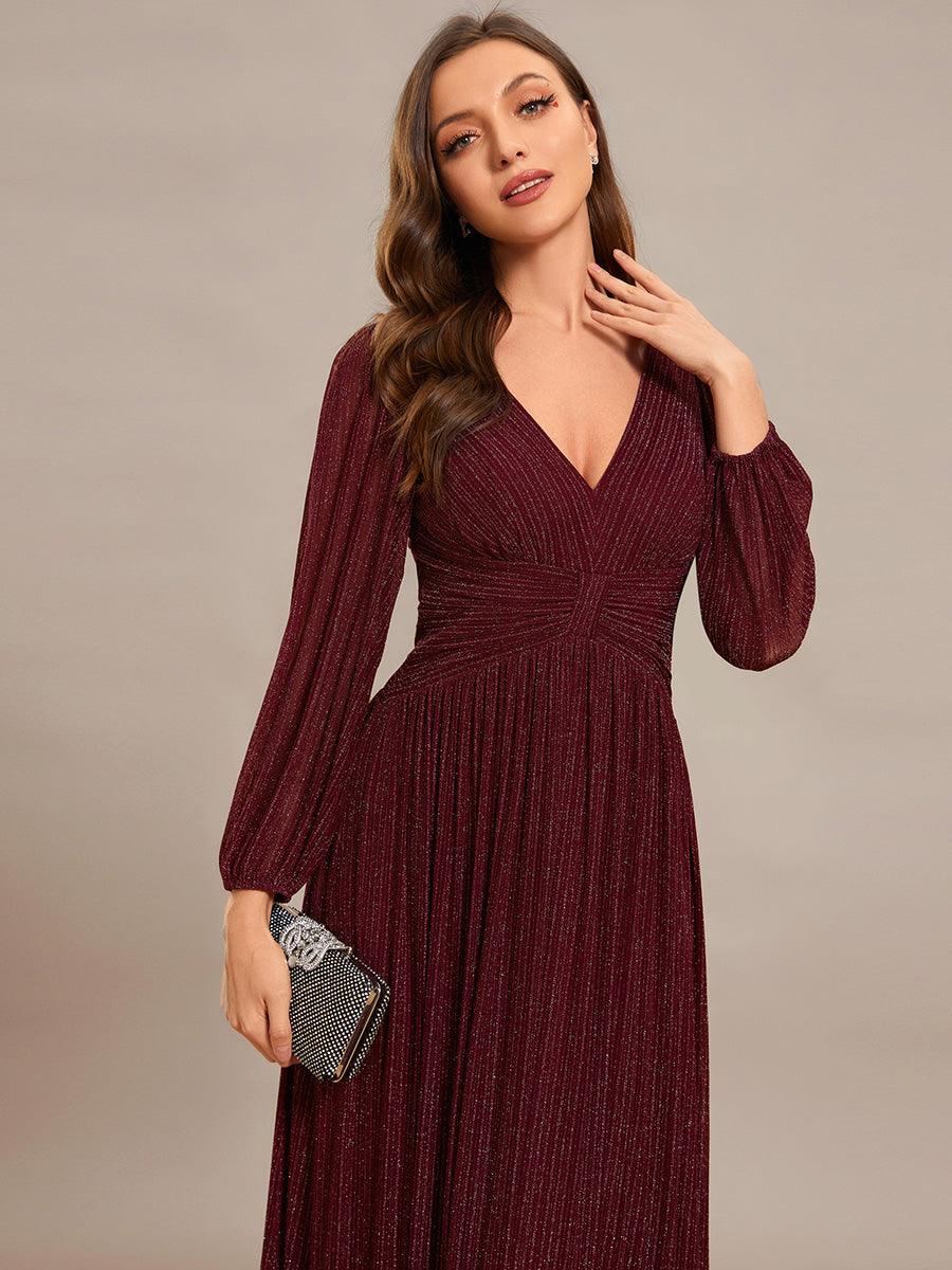 Funkelndes Abendkleid in A-Linie mit Empire-Taille und langen ?rmeln #farbe_Bordeaux