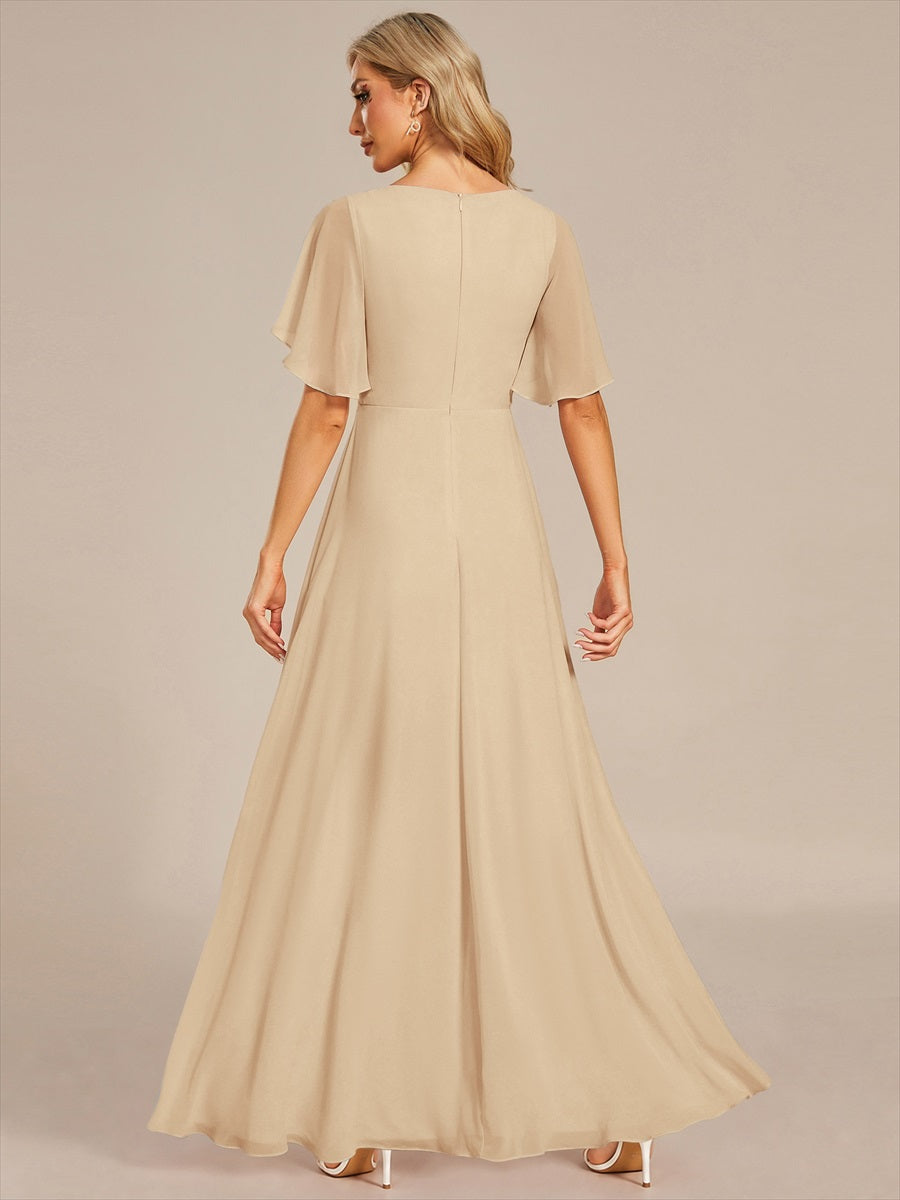 Funkelndes Abendkleid in A-Linie mit Empire-Taille und langen ?rmeln #farbe_Champagner