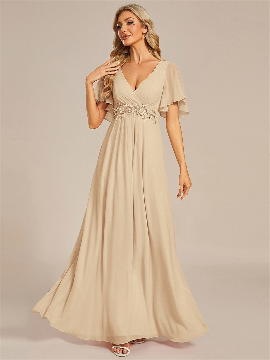 Funkelndes Abendkleid in A-Linie mit Empire-Taille und langen ?rmeln #farbe_Champagner