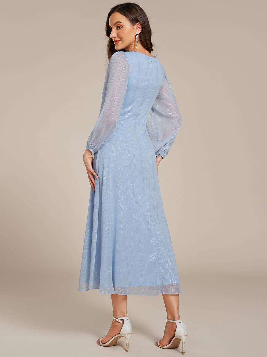 Glitzerndes A-Linien-Abendkleid mit Empire-Taille und langen Laternen?rmeln #farbe_Blau