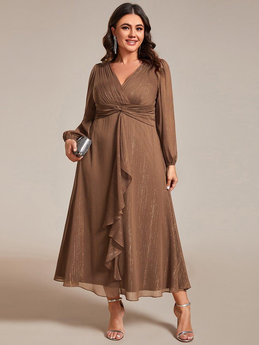 Robe d'invit¨¦ de mariage trap¨¨ze en mousseline fluide ¨¤ encolure ronde et longueur au genou #farbe_Emperador