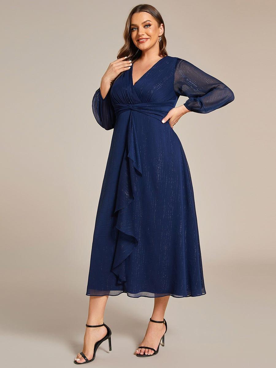Robe d'invit¨¦ de mariage trap¨¨ze en mousseline fluide ¨¤ encolure ronde et longueur au genou #farbe_Navy Blau