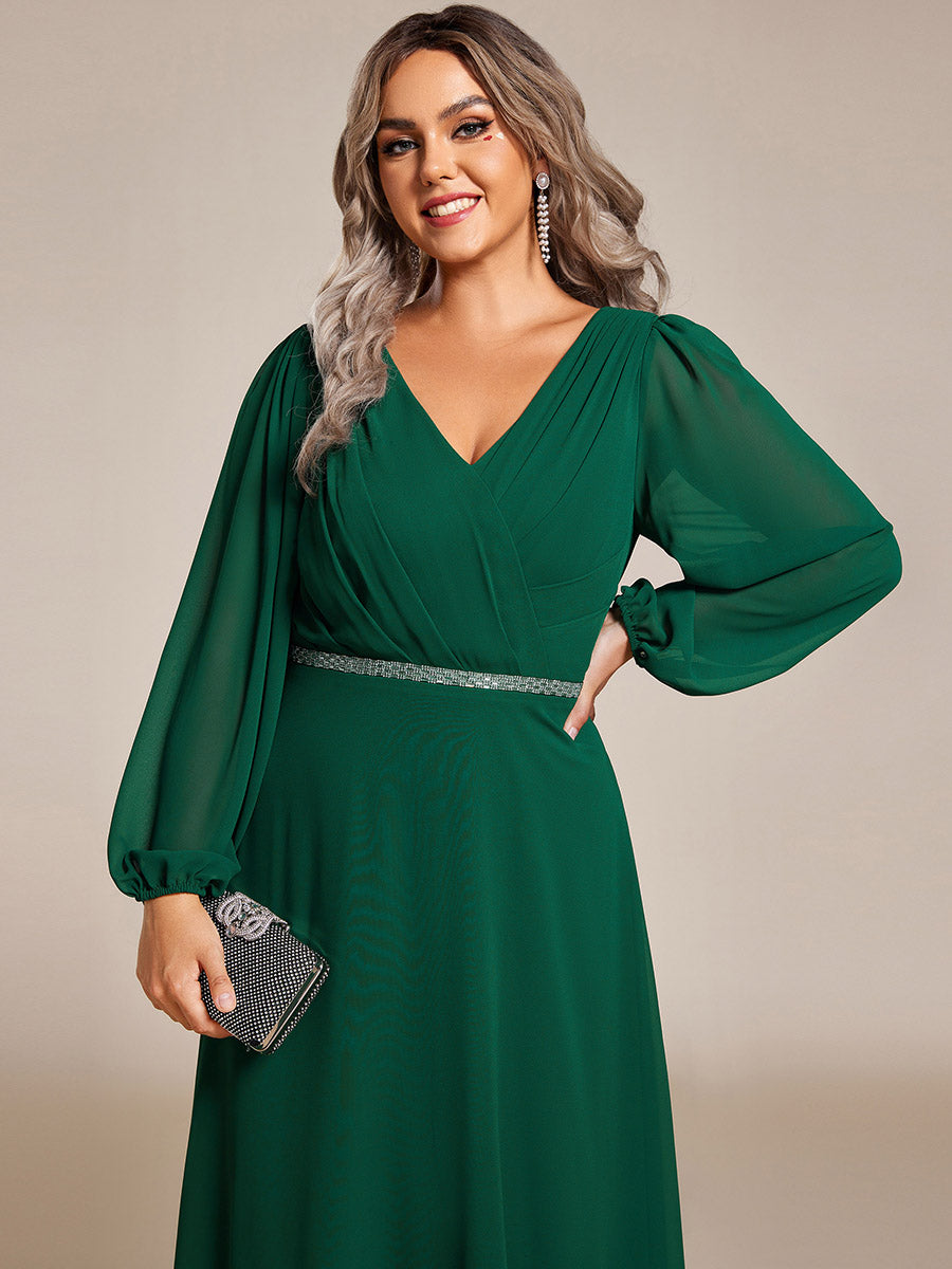Funkelndes Abendkleid in A-Linie mit Empire-Taille und langen ?rmeln #farbe_Dunkelgrün