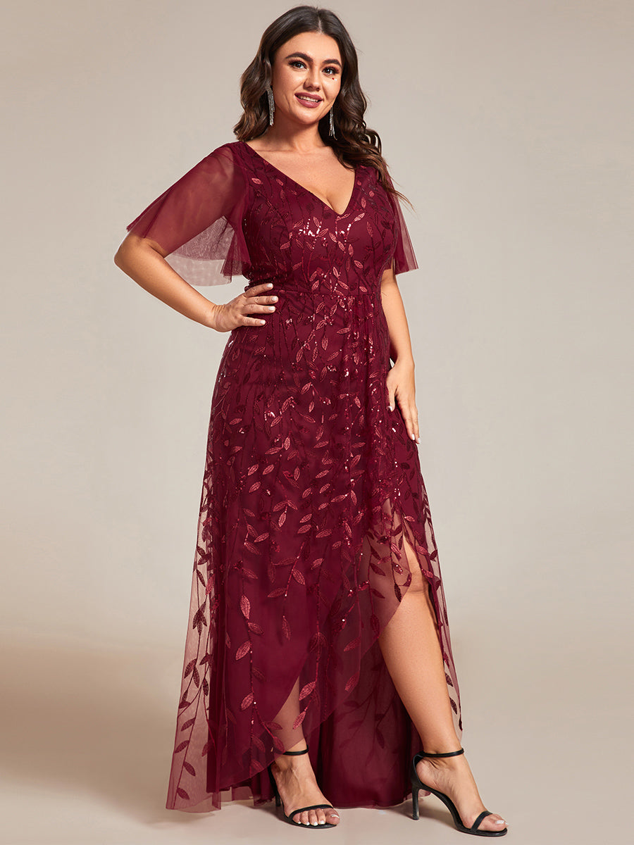 Maxilänge, V-Ausschnitt, asymmetrischer Saum, Pailletten-Kleid mit tiefem V-Ausschnitt und funkelnden Details #Farbe_Burgunderrot