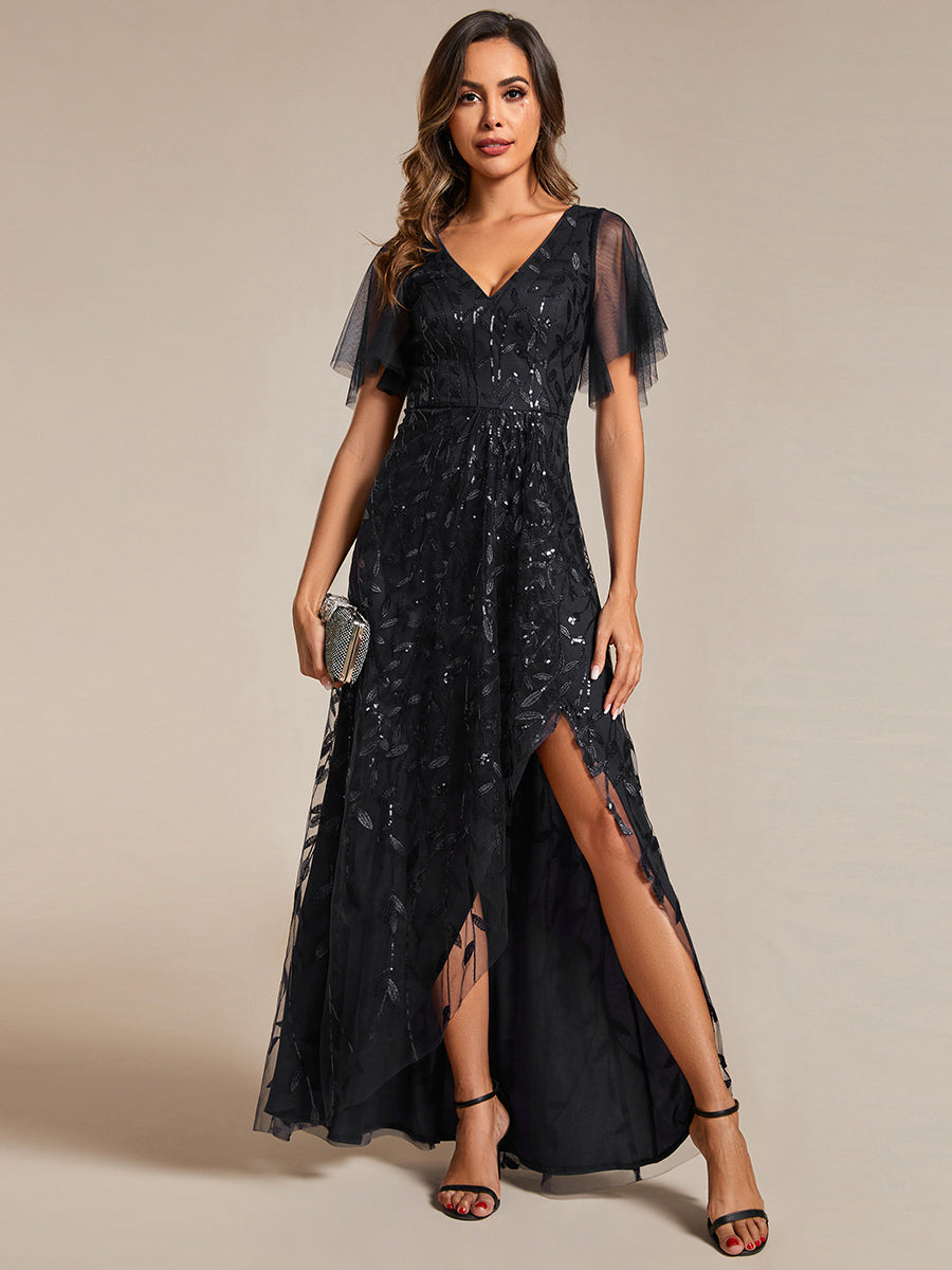 Maxilänge, V-Ausschnitt, asymmetrischer Saum, Pailletten-Kleid mit tiefem V-Ausschnitt und funkelnden Details #Farbe_Schwarz