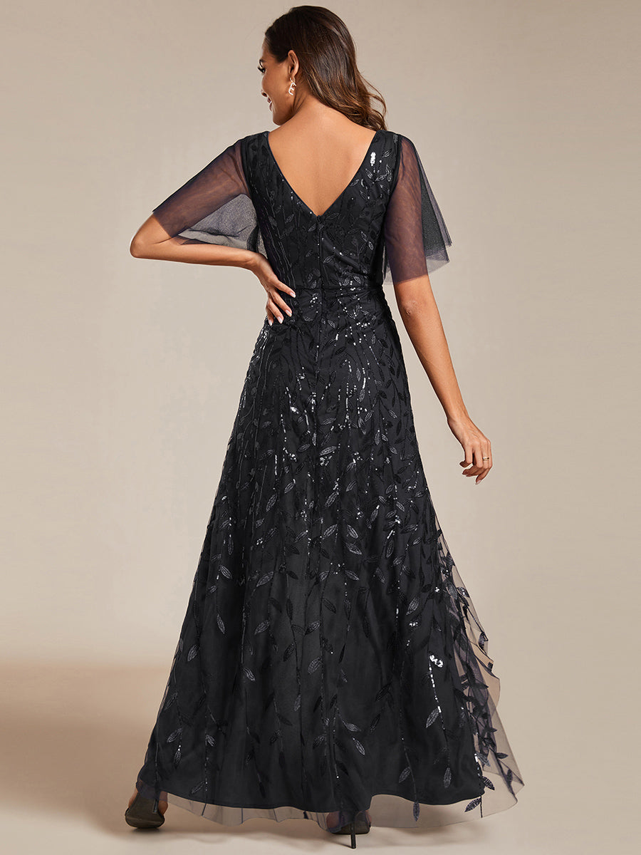 Maxilänge, V-Ausschnitt, asymmetrischer Saum, Pailletten-Kleid mit tiefem V-Ausschnitt und funkelnden Details #Farbe_Schwarz