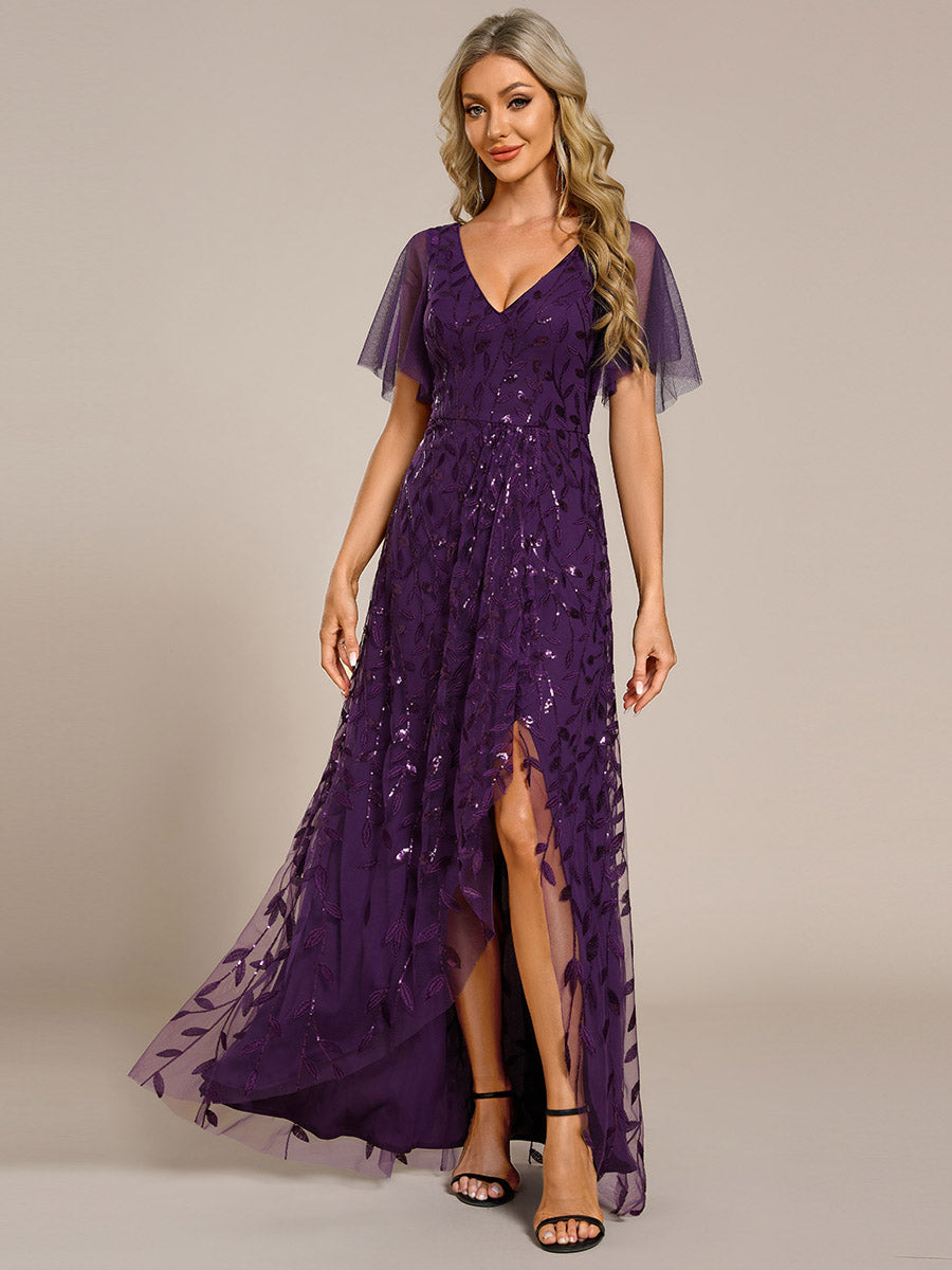 Maxilänge, V-Ausschnitt, asymmetrischer Saum, Pailletten-Kleid mit tiefem V-Ausschnitt und funkelnden Details #Farbe_Dunkelviolett