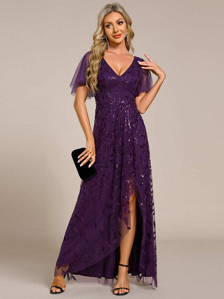 Maxilänge, V-Ausschnitt, asymmetrischer Saum, Pailletten-Kleid mit tiefem V-Ausschnitt und funkelnden Details #Farbe_Dunkelviolett