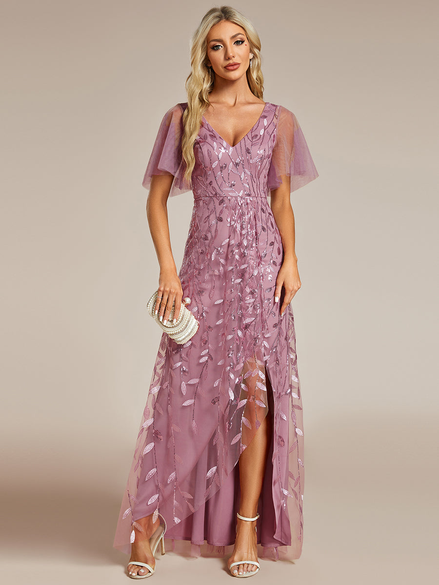 Maxilänge, V-Ausschnitt, asymmetrischer Saum, Pailletten-Kleid mit tiefem V-Ausschnitt und funkelnden Details#Farbe_Orchideenviolett