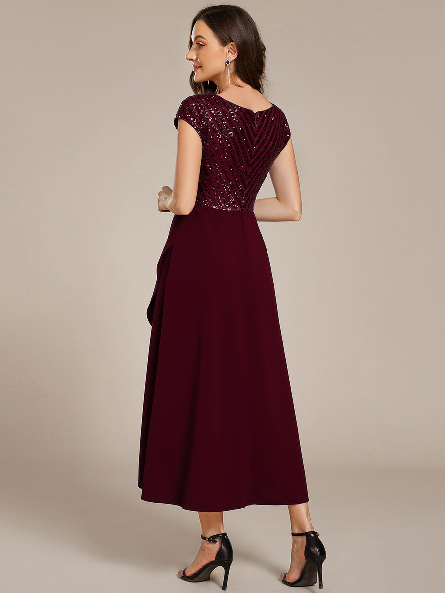 Hoch-Tief Pailletten Kleid Mit Tiefem V-Ausschnitt Und Asymmetrischem Saum Perfekt Für Partys Kleid #Farbe_Burgunderrot