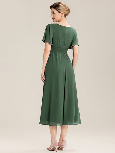 Abendkleid mit Volantärmeln und Strass-Details aus Chiffon abendkleid #Farbe_Eukalyptus