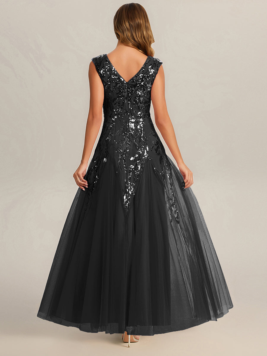 Bodenlanger V-Ausschnitt A-Linie Pailletten Kleid Mit Besticktem Blumenmuster #Farbe_Schwarz