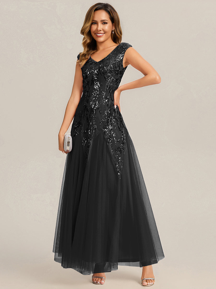 Bodenlanger V-Ausschnitt A-Linie Pailletten Kleid Mit Besticktem Blumenmuster #Farbe_Schwarz
