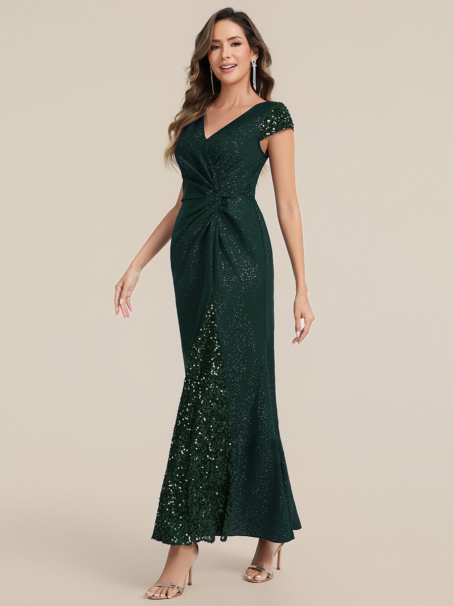 Bodenlanger V-Ausschnitt Bodycon Strickkleid Mit Geknotetem Pailletten Patchwork Glitzer Details Kleid #Farbe_Dunkelgrün