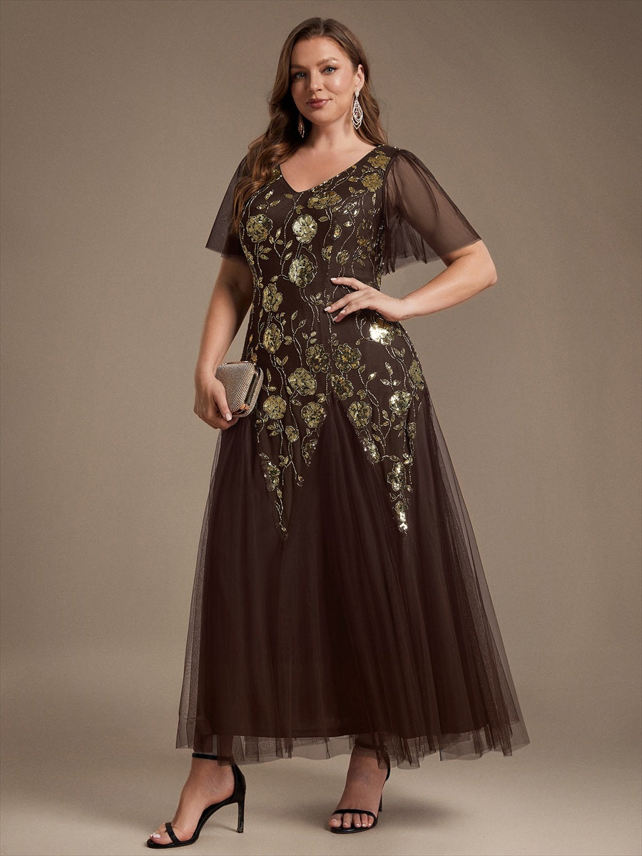Bodenlanger V-Ausschnitt A-Linie Pailletten Kleid Mit Patchwork Und Funkelnden Details #Farbe_Schokoladenbraun