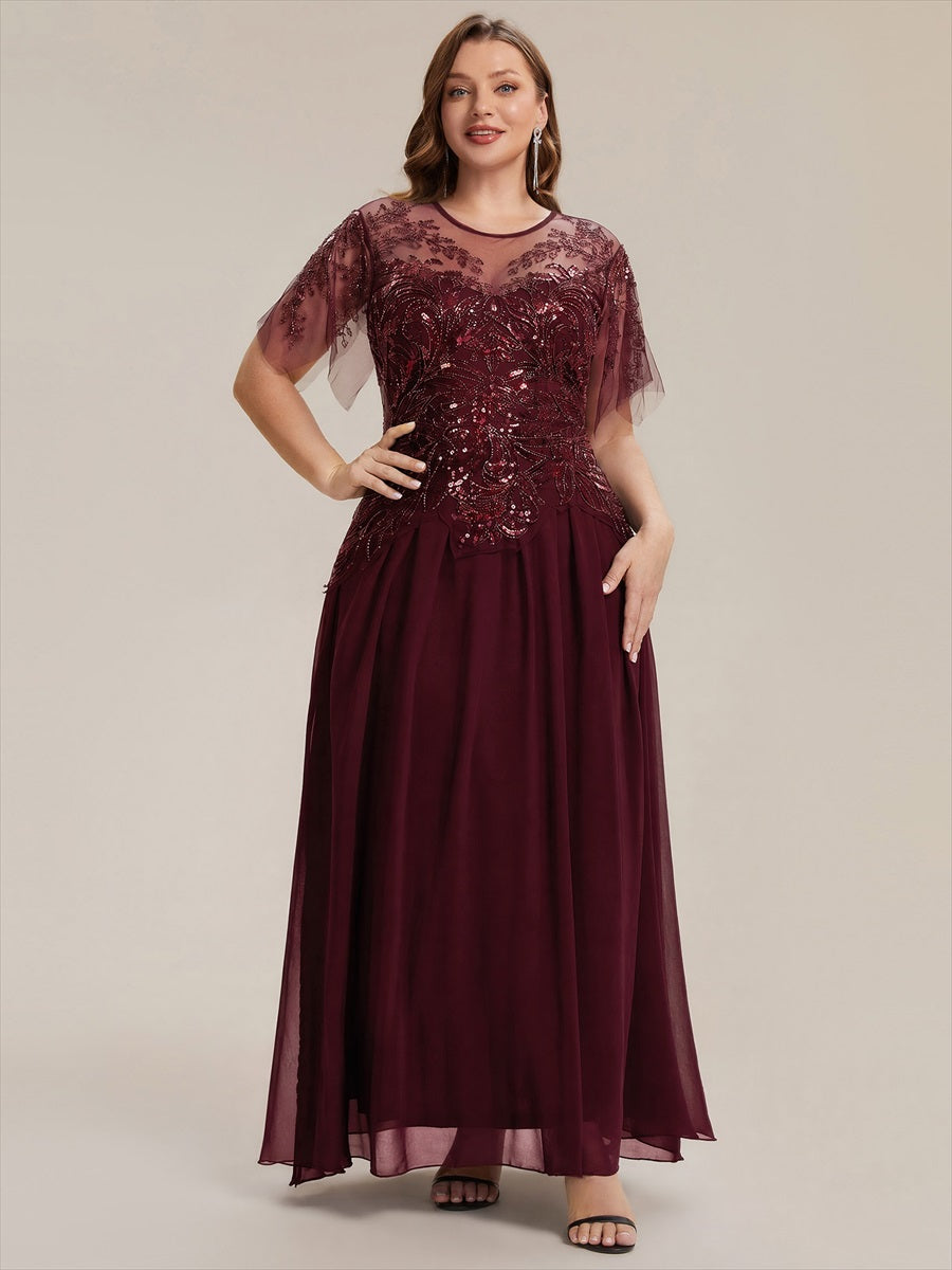 Maxikleid Mit Rundhalsausschnitt A-Linien Schnitt Tüllstoff Patchwork Und Pailletten Details Transparente Gestaltung #Farbe_Burgunderrot