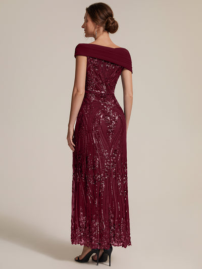 Maxilänge Asymmetrischer Ausschnitt Figurbetontes Kleid Aus Pailletten Für Glamourösen Look #Farbe_Burgunderrot