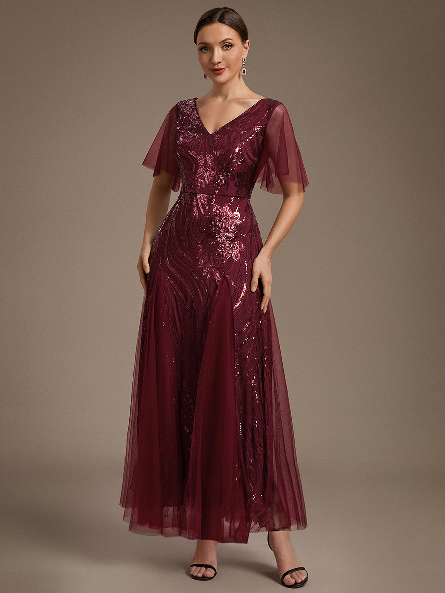 Maxilänge V-Ausschnitt A-Linien Kleid Aus Pailletten Für Glamourösen Look #Farbe_Burgunderrot