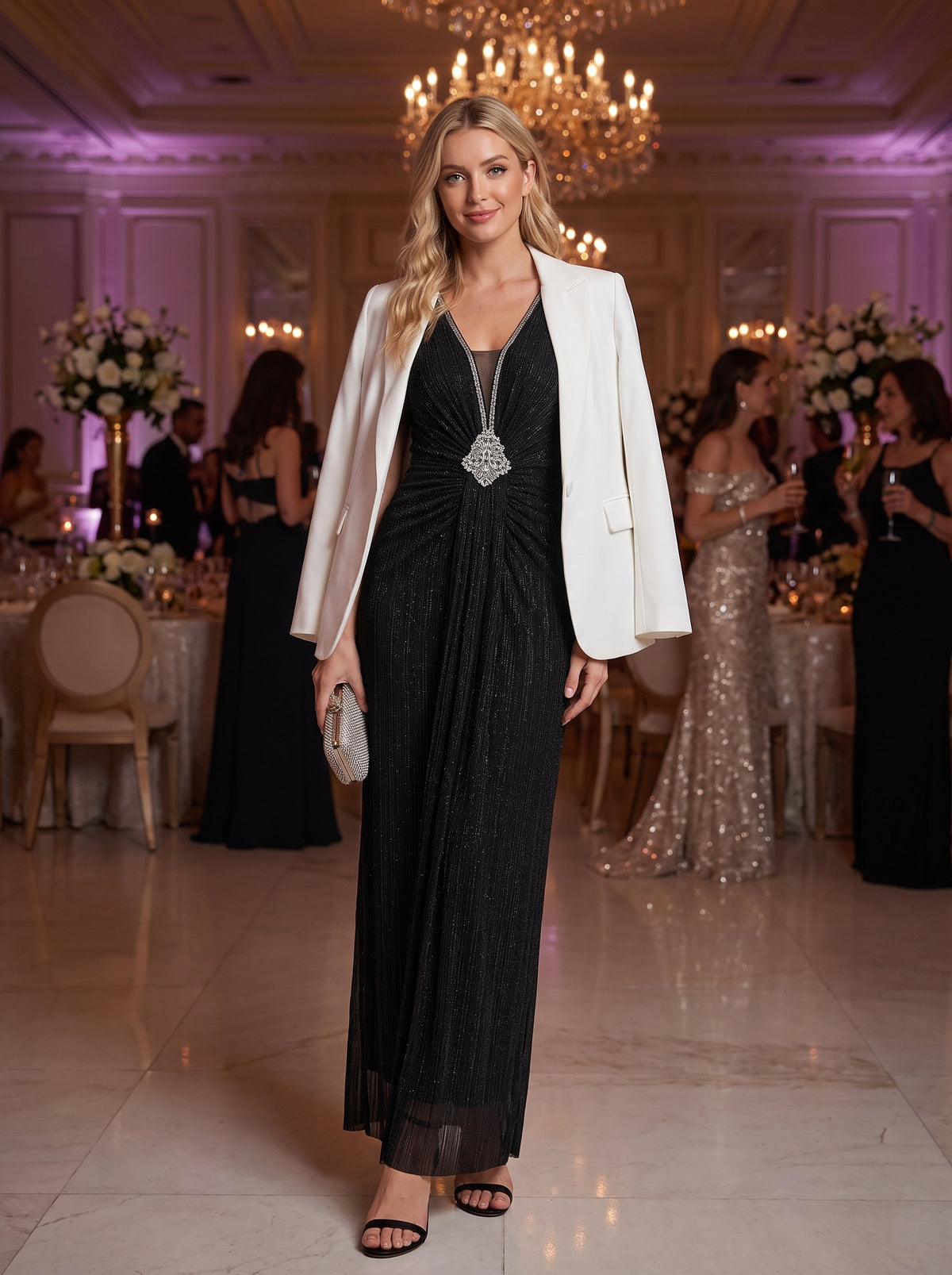 Bodenlanges V-Ausschnitt Figurbetontes Kleid Aus Tüll Elegantes Design Für Besondere Anlässe #Farbe_Schwarz