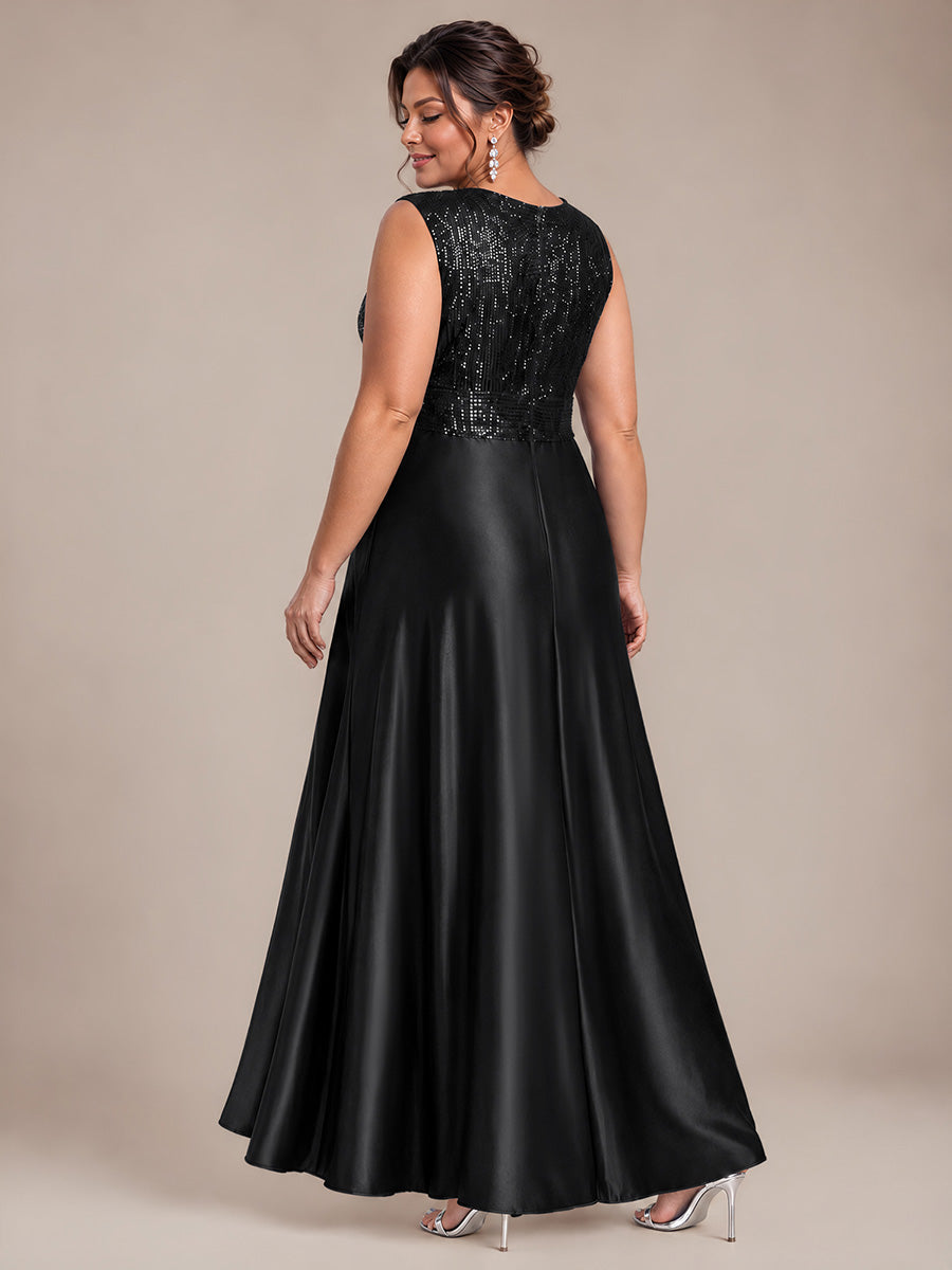 Maxilänge V-Ausschnitt A-Linien Kleid Aus Satin Mit Pailletten Für Glamourösen Look #Farbe_Schwarz