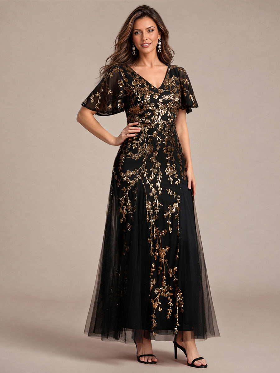 Maxi V-Ausschnitt A-Linie Kleid Aus Pailletten Mit Rüschendetails Aus Tüll #Farbe_Schwarz & Gold