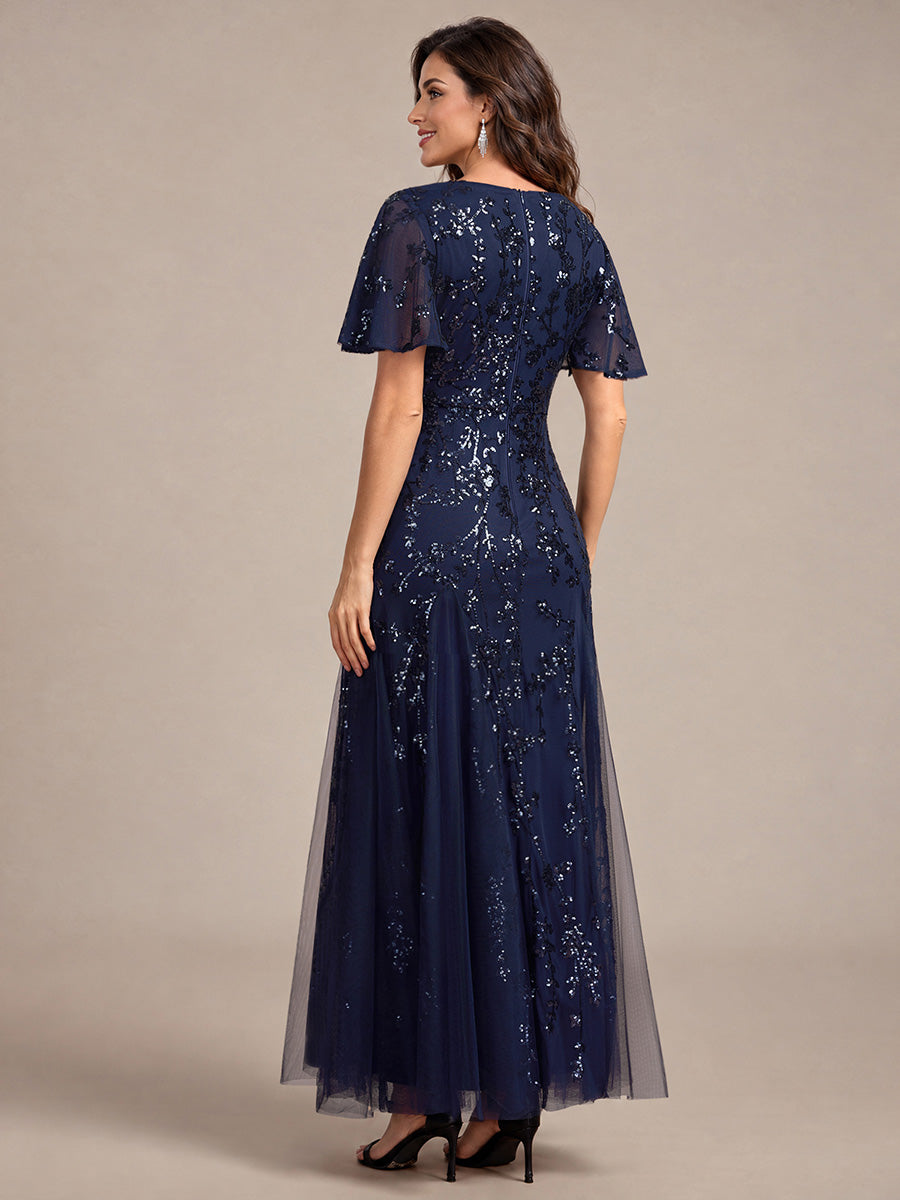 Maxi V-Ausschnitt A-Linie Kleid Aus Pailletten Mit Rüschendetails Aus Tüll #Farbe_Marineblau