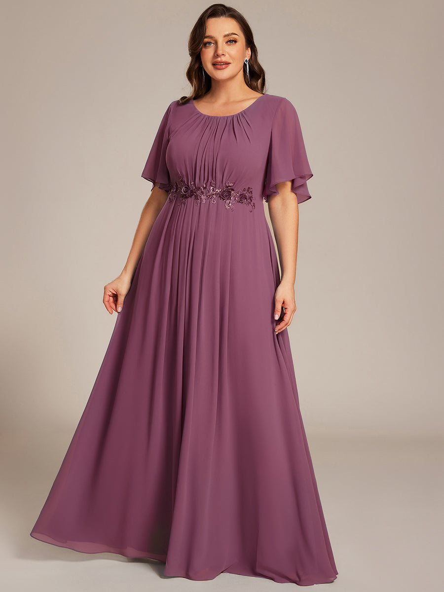 Bodenlanger A-Linien Chiffonkleid Mit Raffung Blumenmuster Und Applikationen #Farbe_Pflaumenviolett