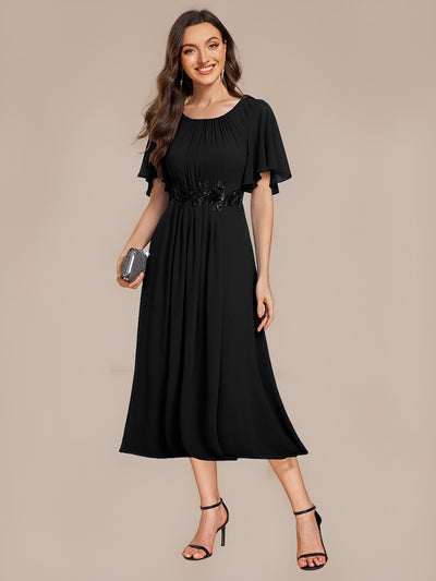 Midi Länge A Linie Chiffon Kleid Mit Rundhalsausschnitt Raffung Blumenmuster Und Applikationen #Farbe_Schwarz