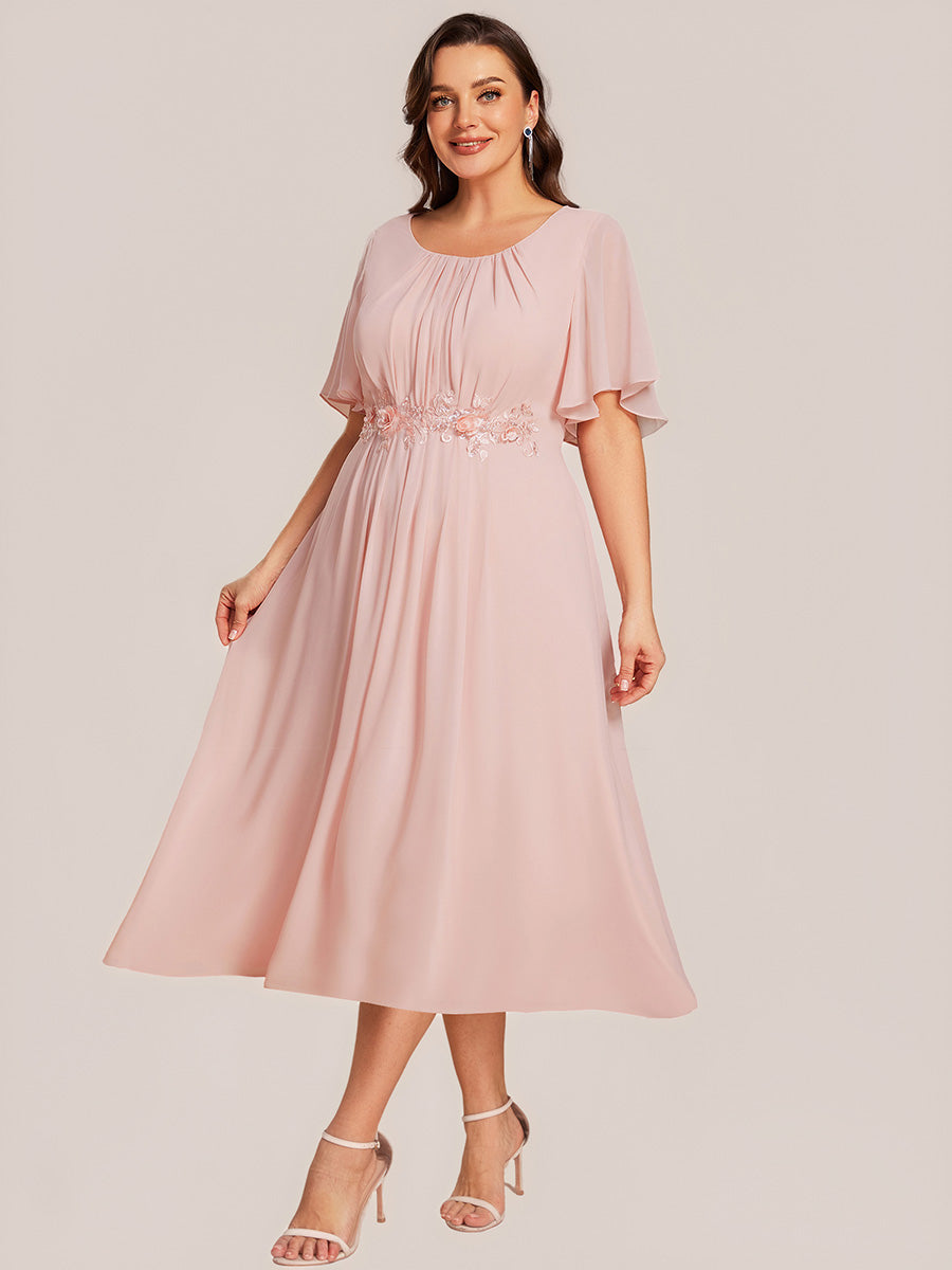 Midi Länge A Linie Chiffon Kleid Mit Rundhalsausschnitt Raffung Blumenmuster Und Applikationen #Farbe_Pink