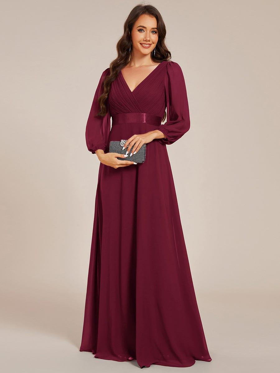 Funkelndes Abendkleid in A-Linie mit Empire-Taille und langen ?rmeln #farbe_Burgundy