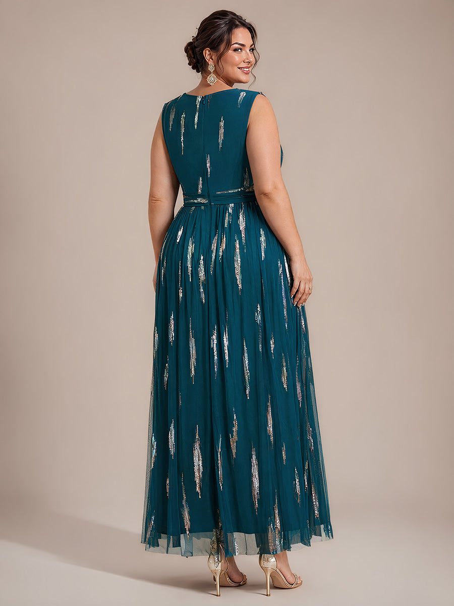 Maxilänge V-Ausschnitt A-Linien Kleid Aus Tüll Mit Pailletten Und 3D Drapierung #Farbe_Petrol