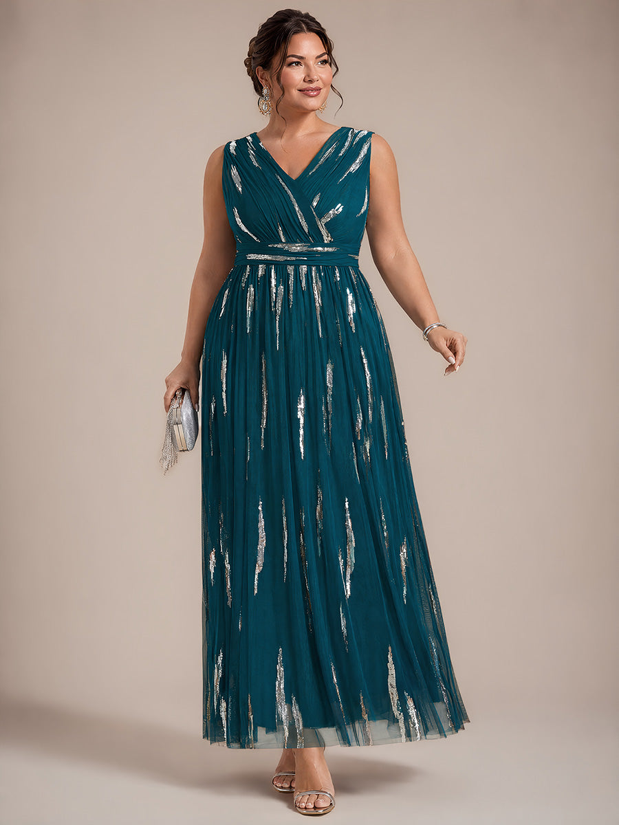 Maxilänge V-Ausschnitt A-Linien Kleid Aus Tüll Mit Pailletten Und 3D Drapierung #Farbe_Petrol
