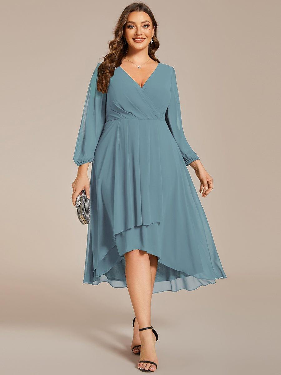 Glitzerndes A-Linien-Abendkleid mit Empire-Taille und langen Laternen?rmeln #farbe_Dusty Blau