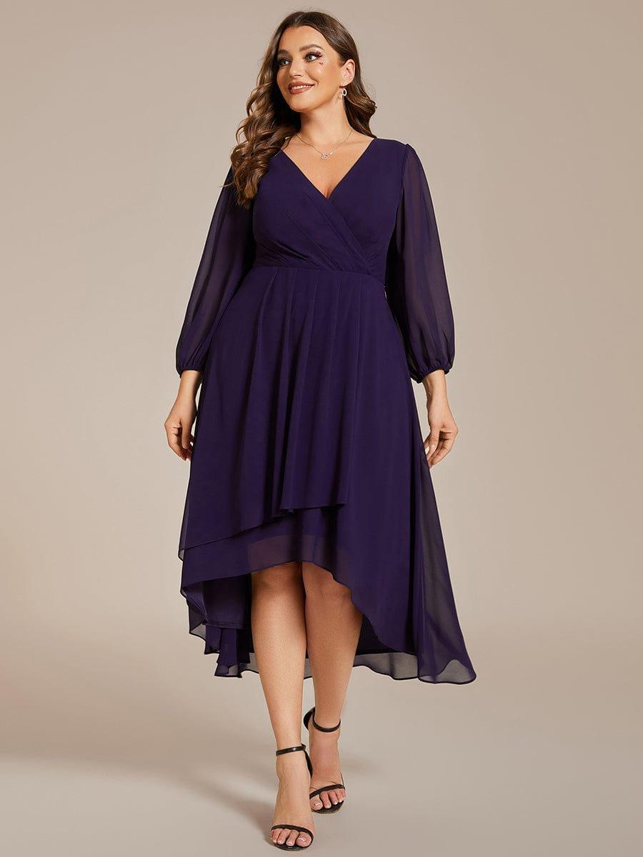 Robe d'invit¨¦ de mariage trap¨¨ze en mousseline fluide ¨¤ encolure ronde et longueur au genou #farbe_Dunkel Violett