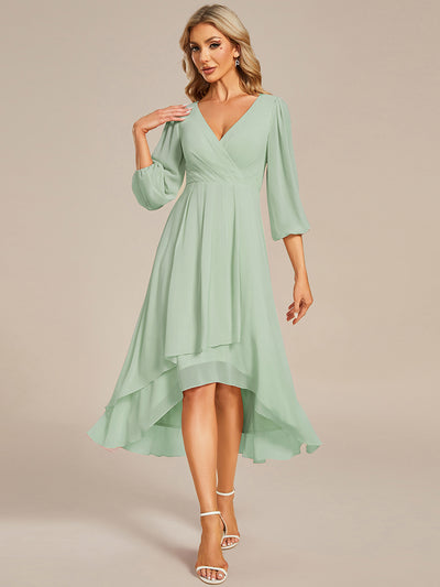 Robe d'invit¨¦ de mariage trap¨¨ze en mousseline fluide ¨¤ encolure ronde et longueur au genou #farbe_Mintgrün