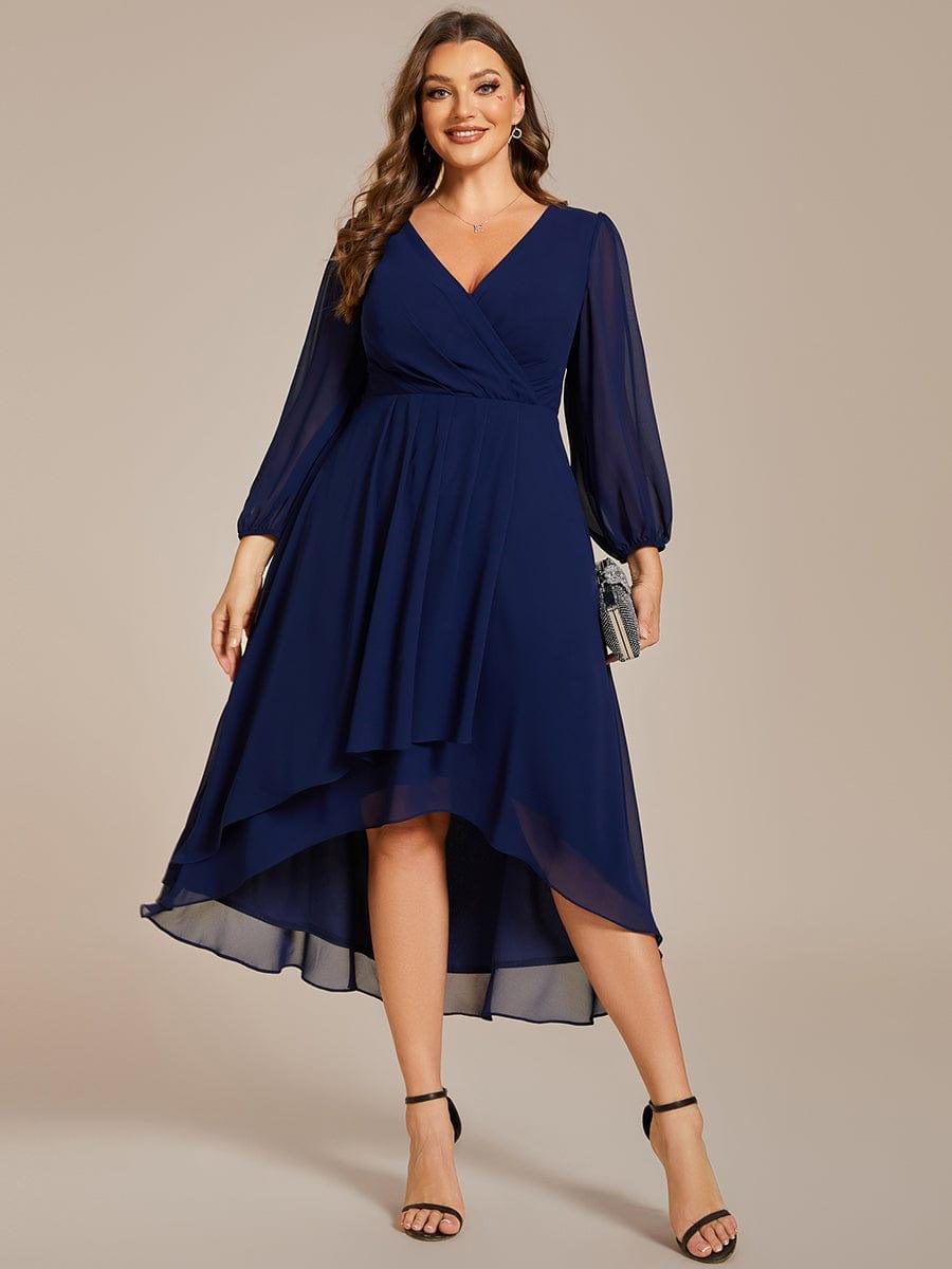 Robe d'invit¨¦ de mariage trap¨¨ze en mousseline fluide ¨¤ encolure ronde et longueur au genou #farbe_Navy Blau