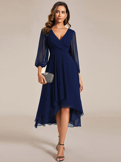 Robe d'invit¨¦ de mariage trap¨¨ze en mousseline fluide ¨¤ encolure ronde et longueur au genou #farbe_Marineblau